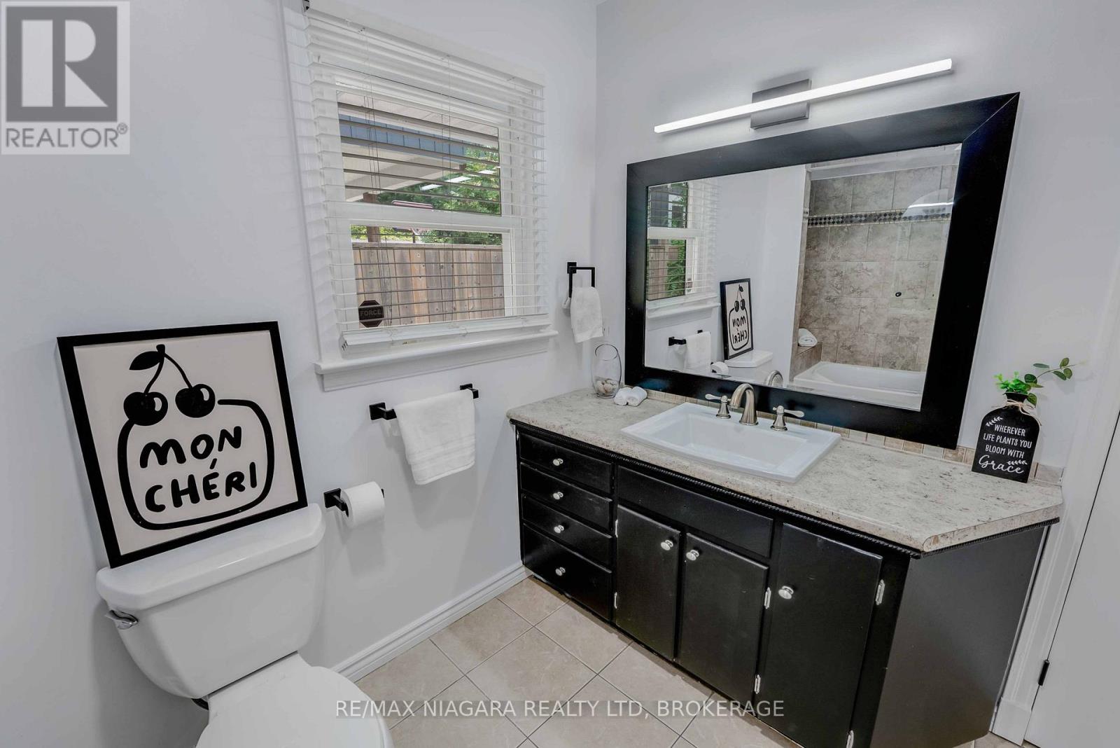 5000 Sixth Avenue, Niagara Falls, Ontario  L2E 4V3 - Photo 23 - X12342129