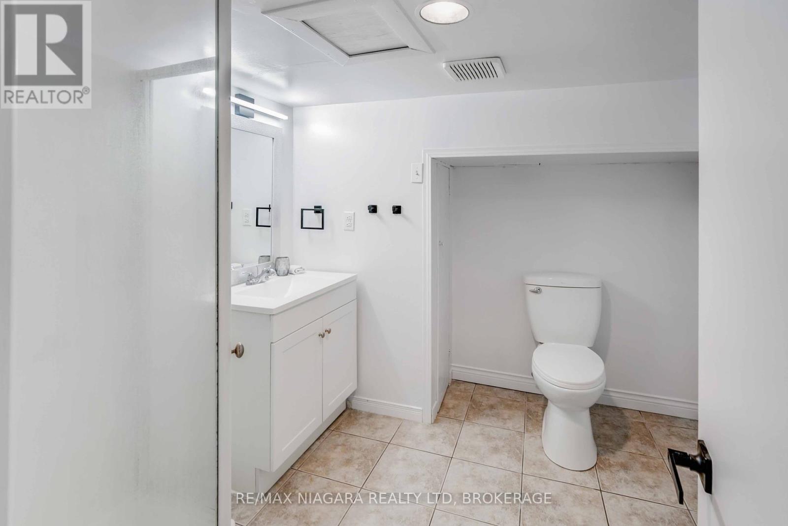 5000 Sixth Avenue, Niagara Falls, Ontario  L2E 4V3 - Photo 36 - X12342129