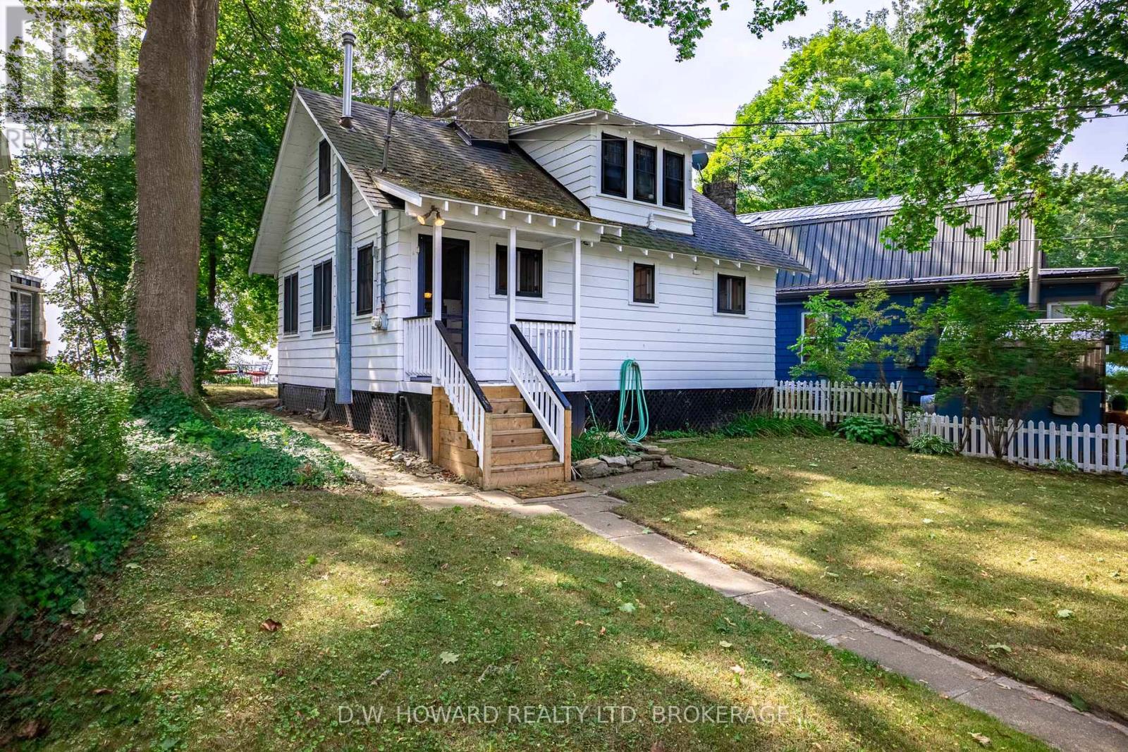 3265 Firelane 10, Port Colborne, Ontario  L3K 5V3 - Photo 2 - X12342185