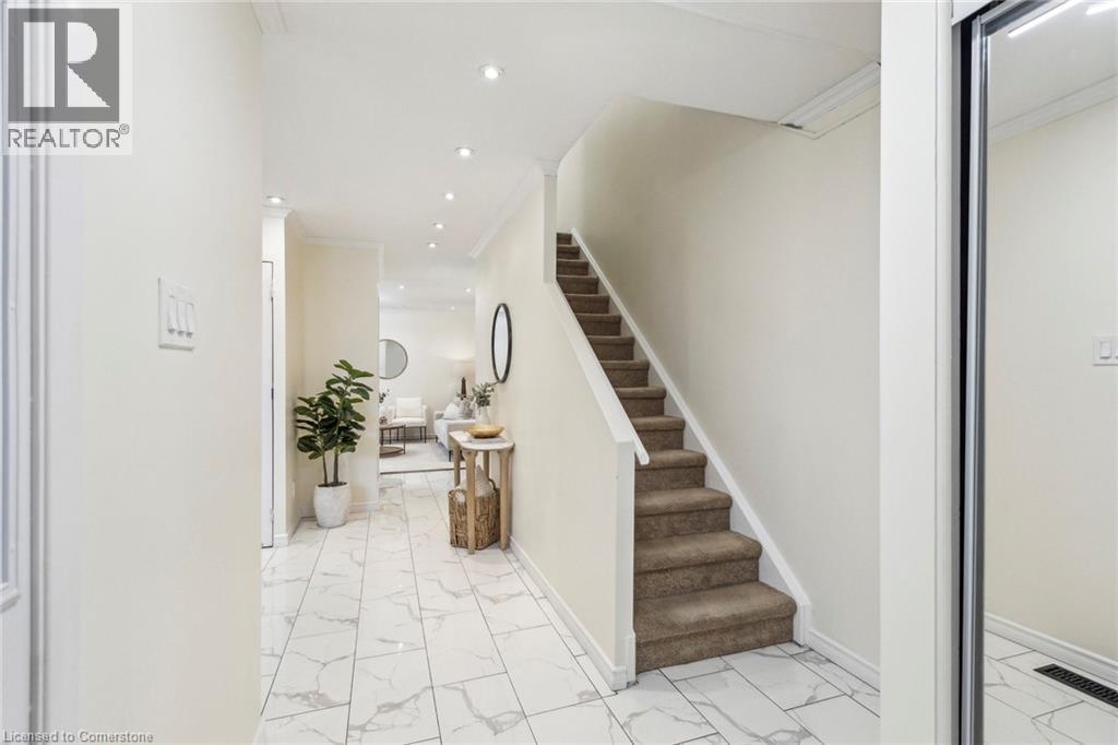 Property at 407 KEATS Way Unit# 3 image 3