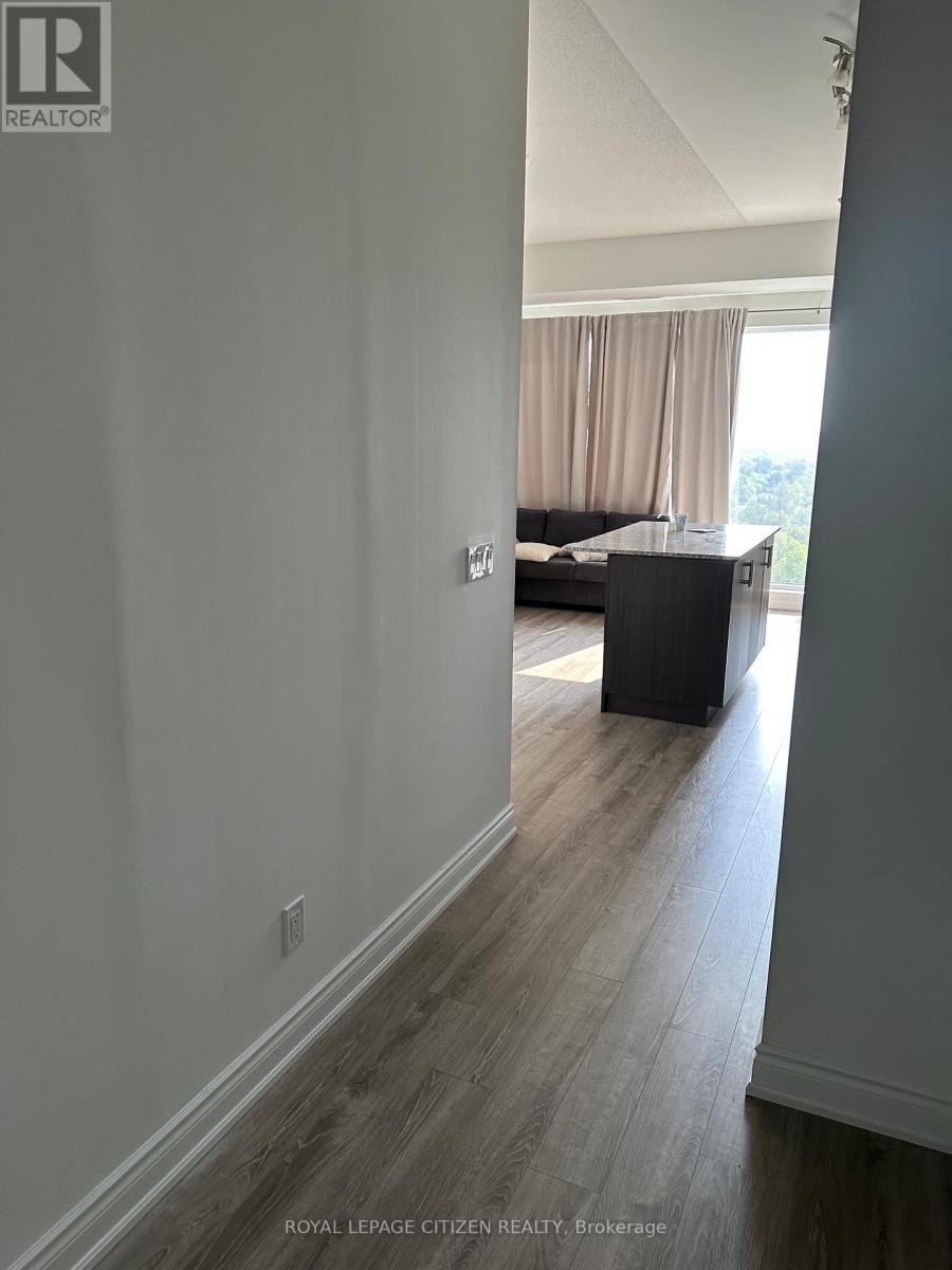 1202 - 9618 Yonge Street N, Richmond Hill, Ontario  L4C 0X5 - Photo 5 - N12341914