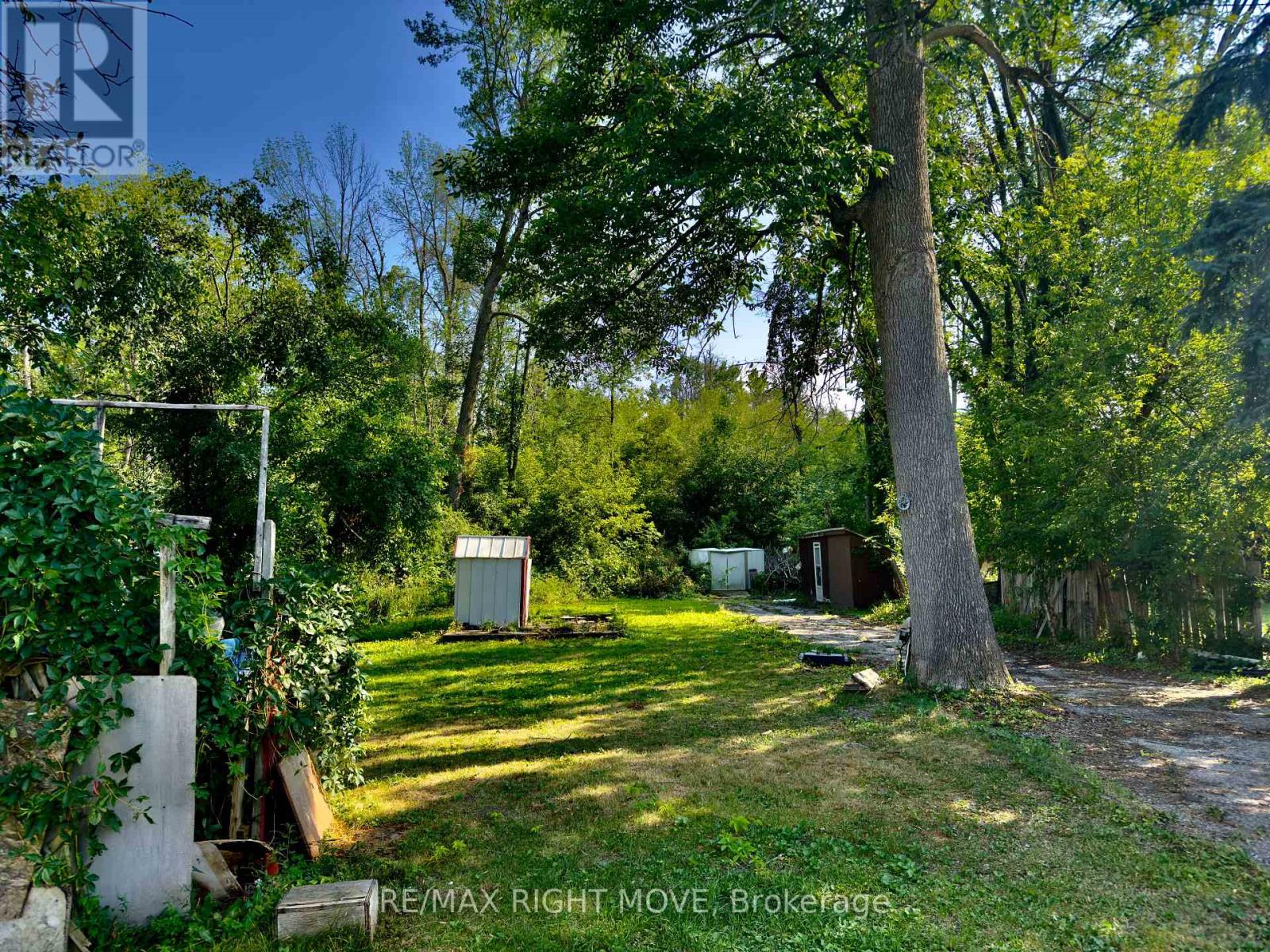 177 Atherley Road, Orillia, Ontario  L3V 1N5 - Photo 12 - S12342044