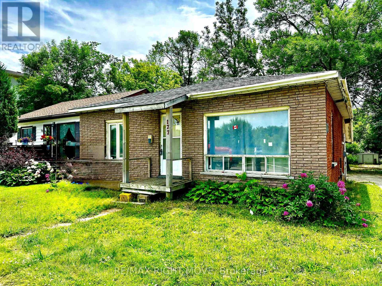 177 Atherley Road, Orillia, Ontario  L3V 1N5 - Photo 3 - S12342044