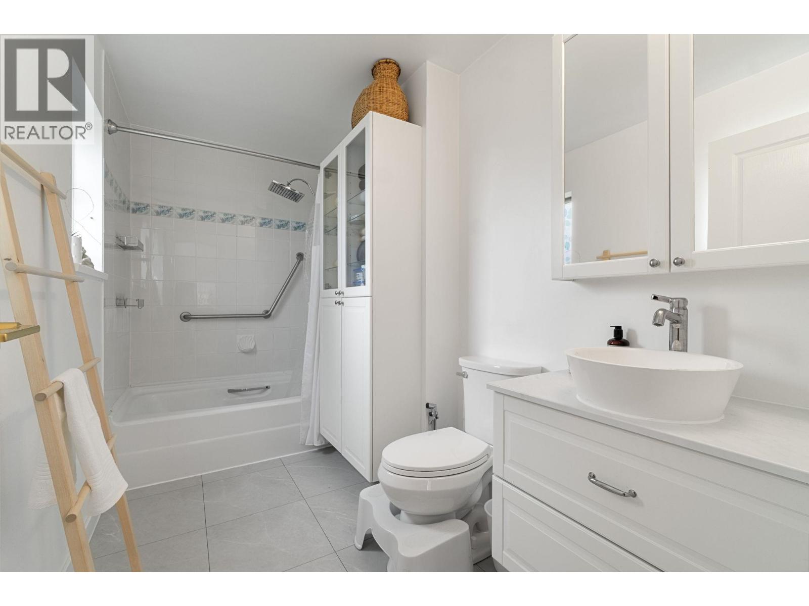 402 4688 W 10th Avenue, Vancouver, British Columbia  V6R 2J5 - Photo 19 - R3016545