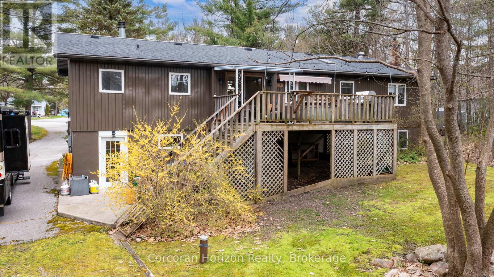 2517 Honey Harbour Road, Georgian Bay, Ontario  L0K 1S0 - Photo 2 - X12317006