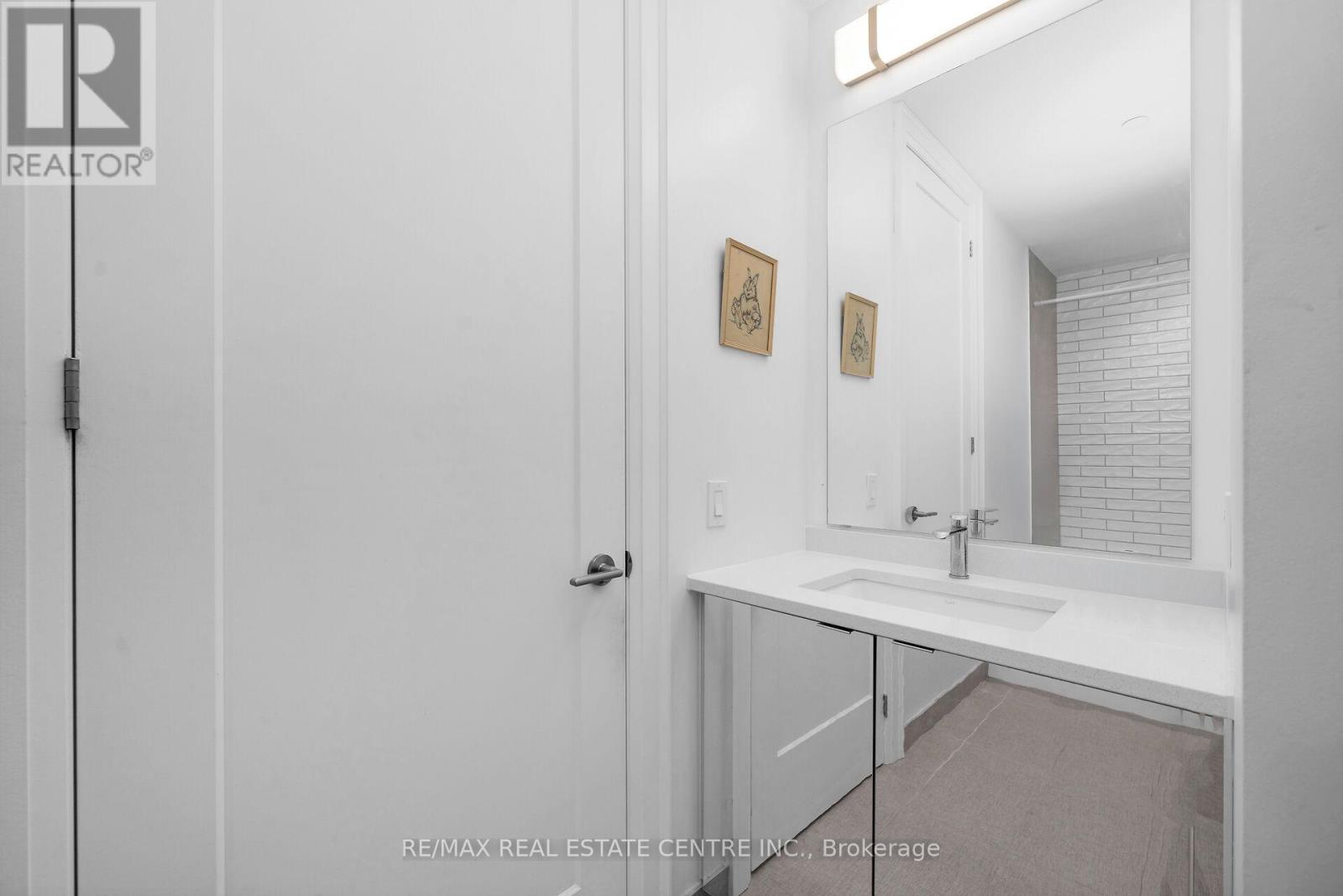 513 - 42 Mill Street, Halton Hills, Ontario  L7G 0P9 - Photo 17 - W12341818