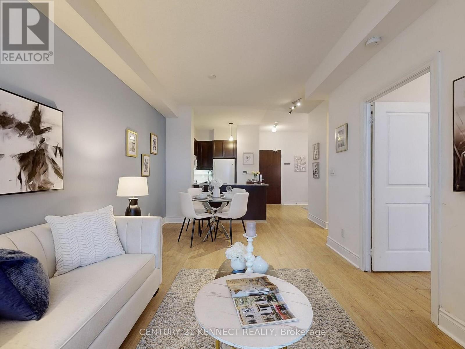 316 - 25 Earlington Avenue E, Toronto, Ontario  M8X 3A3 - Photo 5 - W12341969