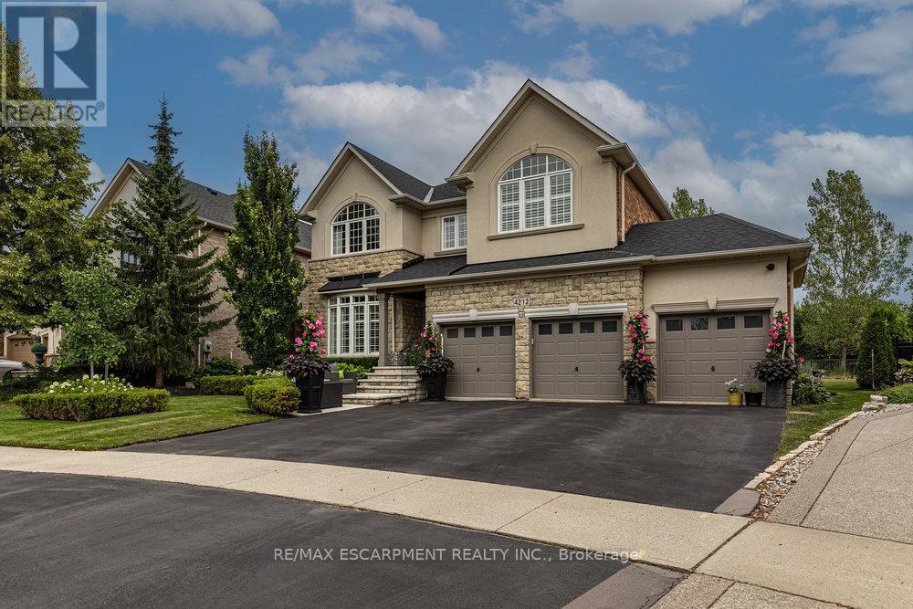 Property at 4212 KANE CRESCENT image 1