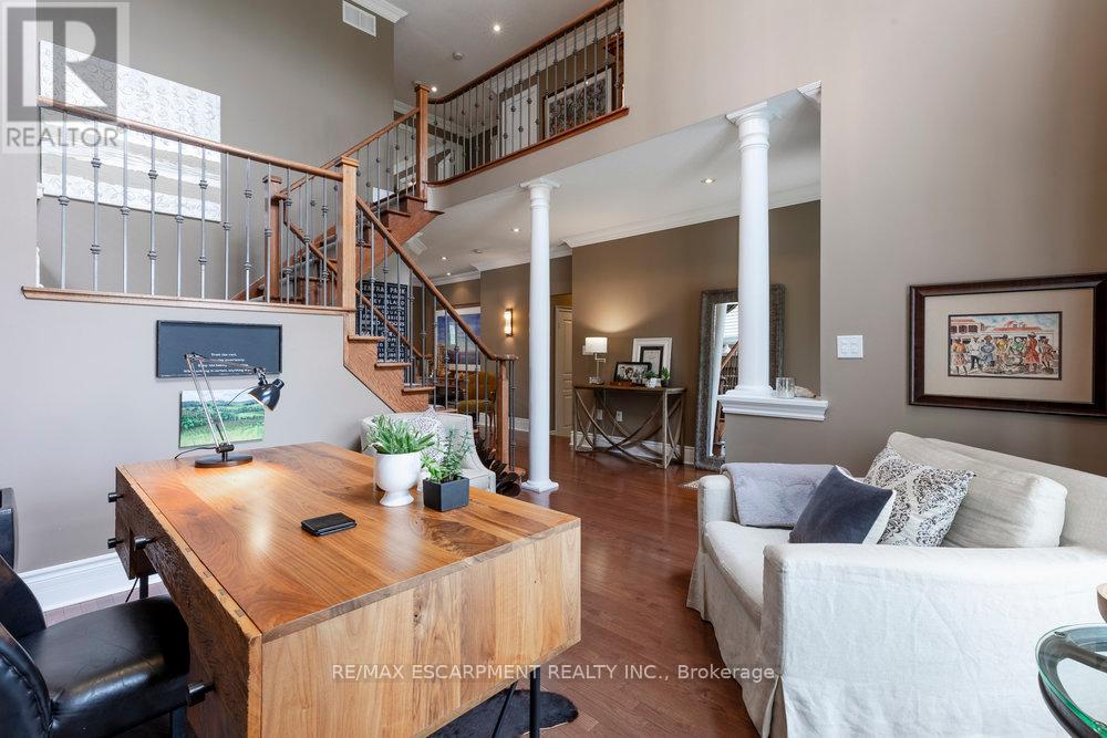 Property at 4212 KANE CRESCENT image 4