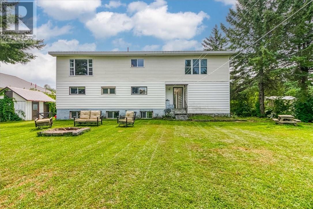 90 Roy Street, Greater Sudbury, Ontario  P0M 3C0 - Photo 3 - 2124082