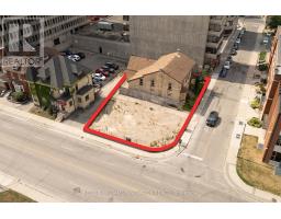 21 WEBER STREET W, Kitchener, Ontario