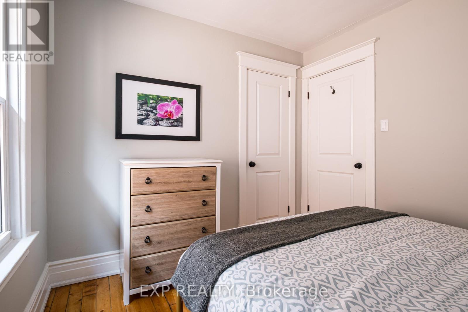 14 Chatham Street, Hamilton (Kirkendall), Ontario  L8P 2B2 - Photo 26 - X12341911