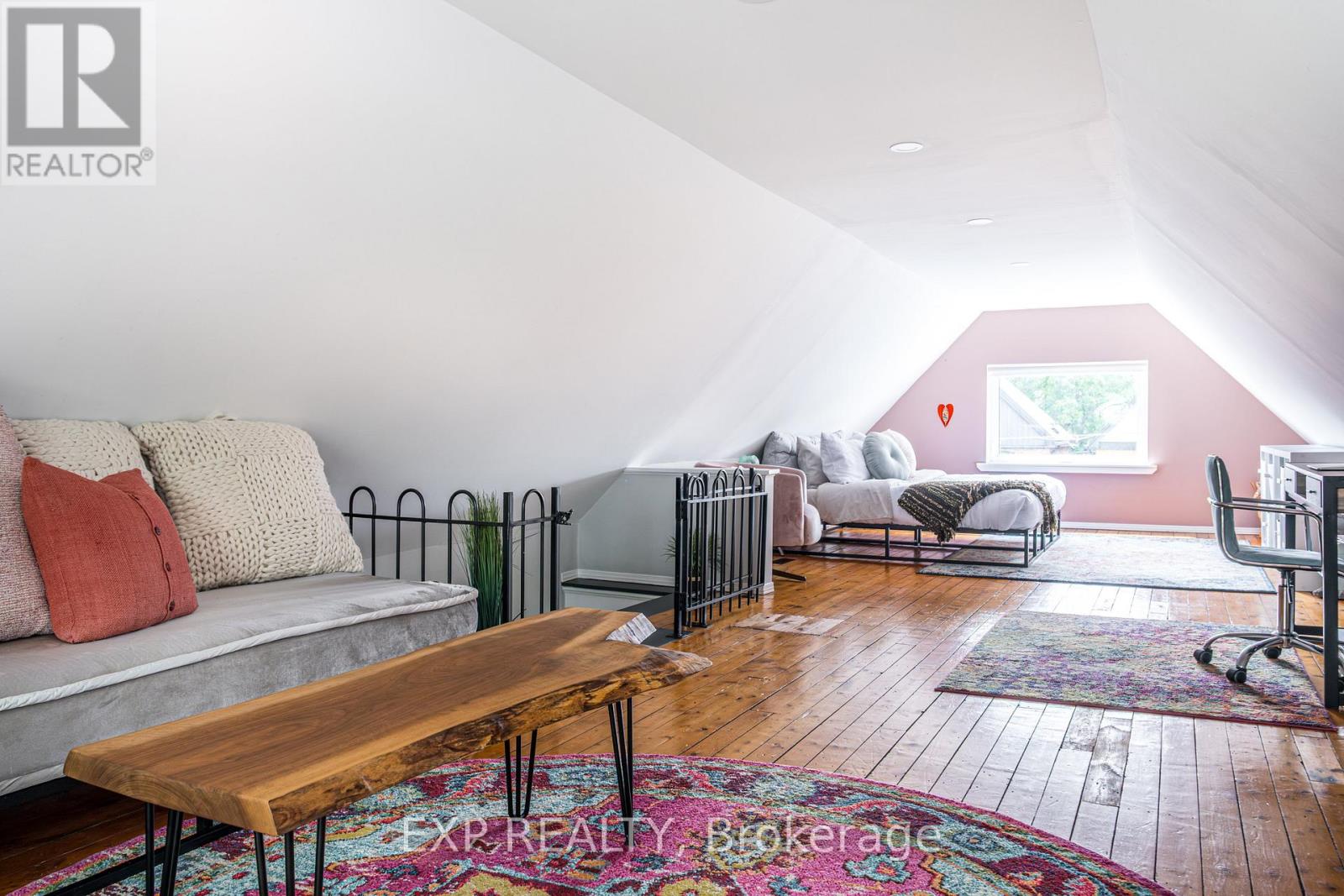 14 Chatham Street, Hamilton (Kirkendall), Ontario  L8P 2B2 - Photo 33 - X12341911