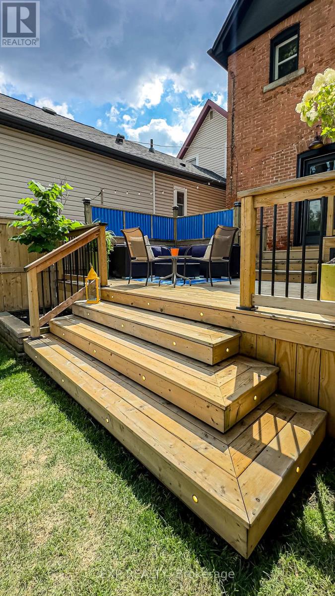 14 Chatham Street, Hamilton (Kirkendall), Ontario  L8P 2B2 - Photo 41 - X12341911