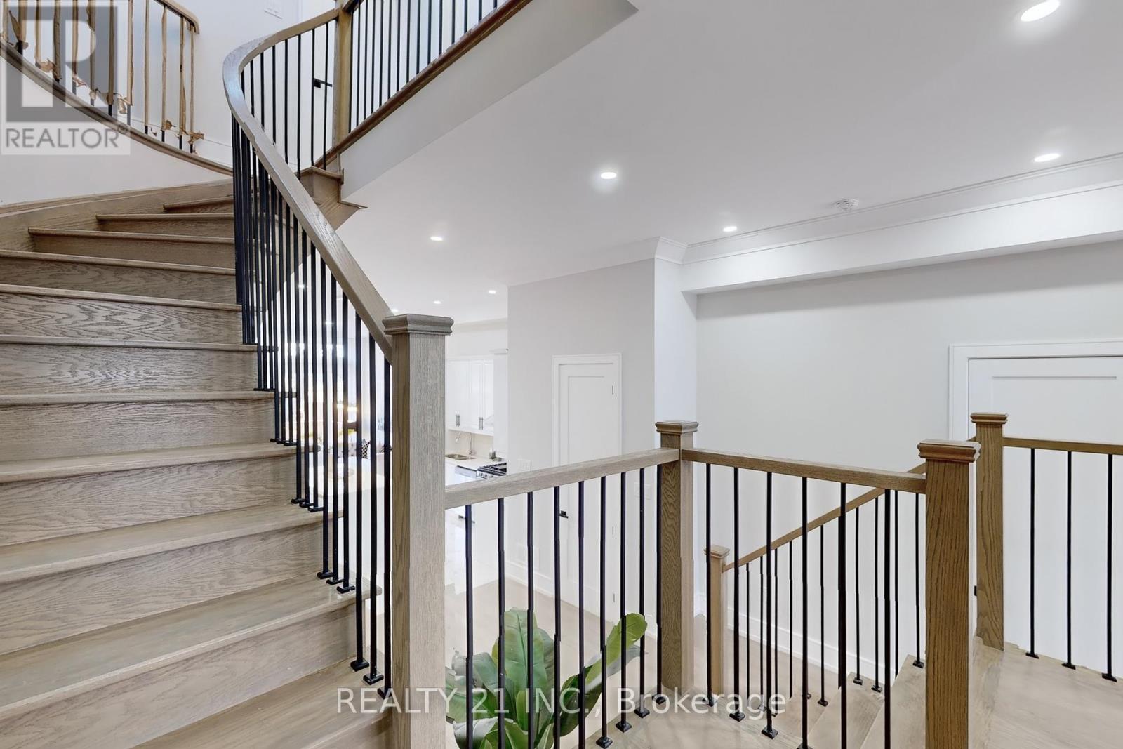 17 Malta Street, Toronto (Birchcliffe-Cliffside), Ontario  M1N 2L2 - Photo 19 - E12342099