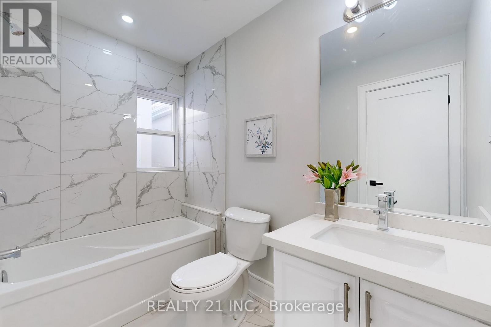 17 Malta Street, Toronto (Birchcliffe-Cliffside), Ontario  M1N 2L2 - Photo 32 - E12342099
