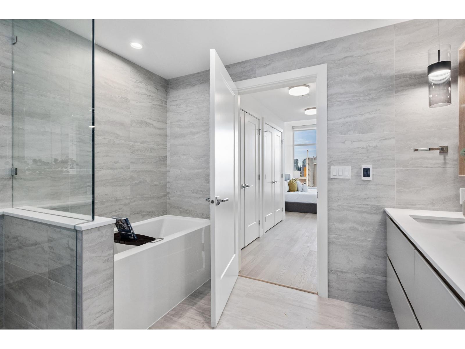 415 1526 Finlay Street, White Rock, British Columbia  V4B 4L9 - Photo 10 - R3036774