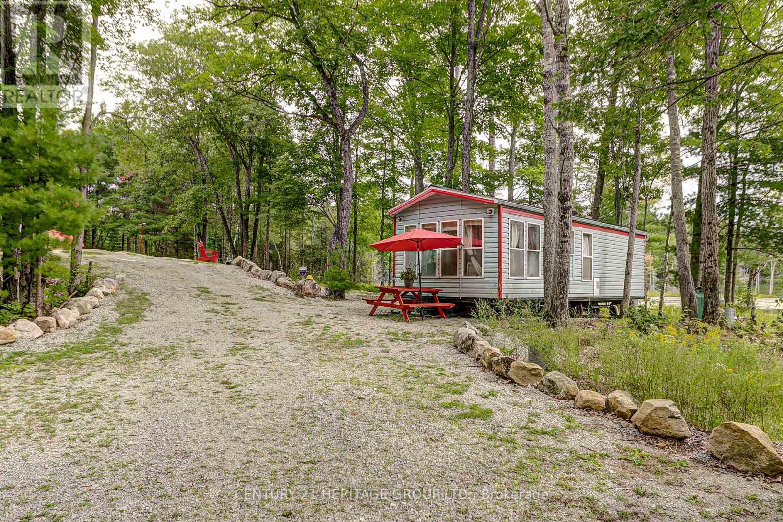 4411 Upper Big Chute Road, Severn, Ontario  L0K 1E0 - Photo 2 - S12342107