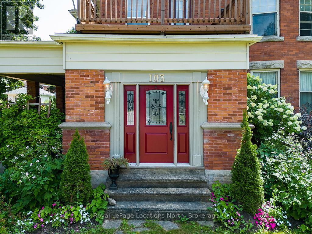 103 Mark Street W, Grey Highlands, Ontario  N0C 1H0 - Photo 3 - X12342228