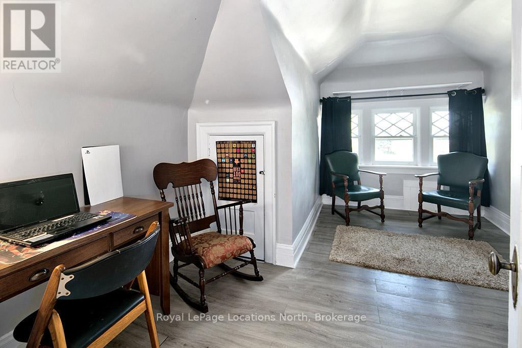 103 Mark Street W, Grey Highlands, Ontario  N0C 1H0 - Photo 30 - X12342228