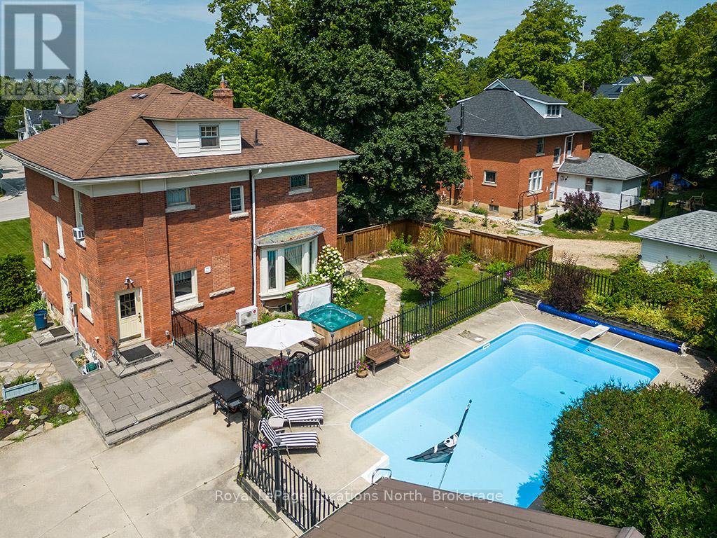 103 Mark Street W, Grey Highlands, Ontario  N0C 1H0 - Photo 43 - X12342228