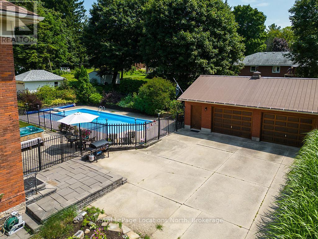 103 Mark Street W, Grey Highlands, Ontario  N0C 1H0 - Photo 44 - X12342228