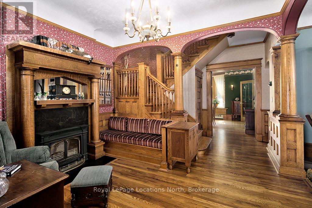 103 Mark Street W, Grey Highlands, Ontario  N0C 1H0 - Photo 5 - X12342228