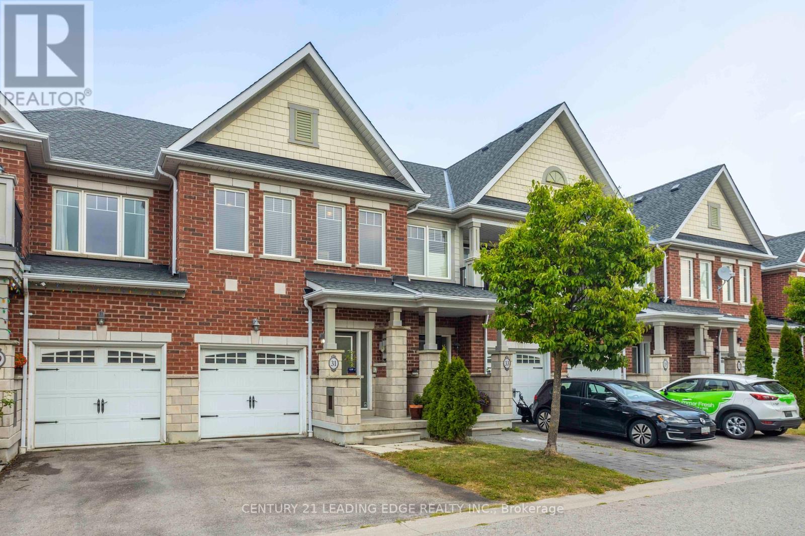 31 Nw Passage, Whitchurch-Stouffville (Stouffville), Ontario  L4A 0T2 - Photo 2 - N12341289