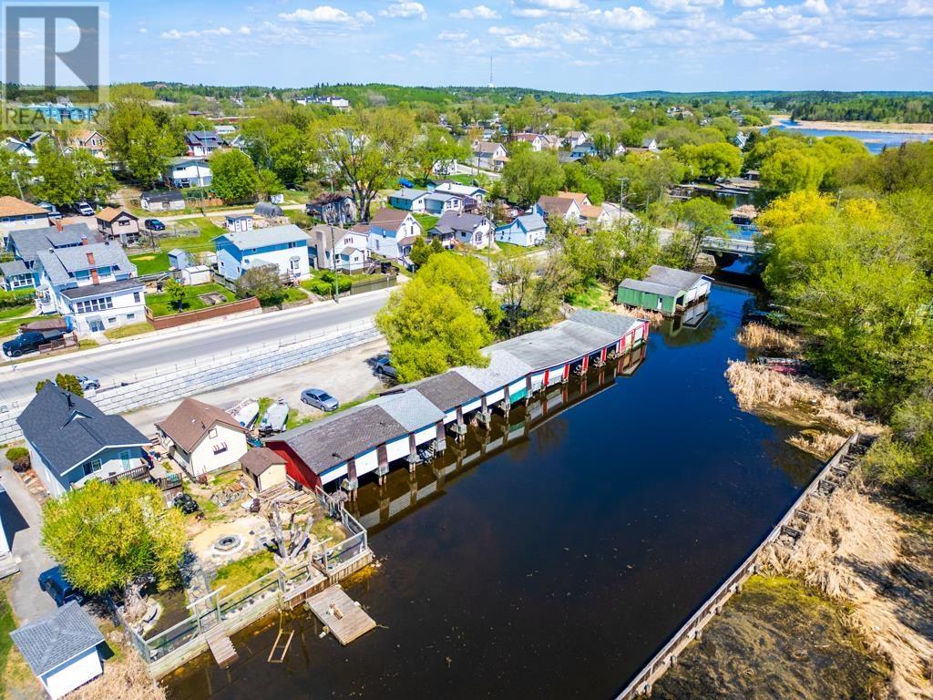 611 Third Street South, Kenora, Ontario  P9N 1J2 - Photo 2 - TB250519