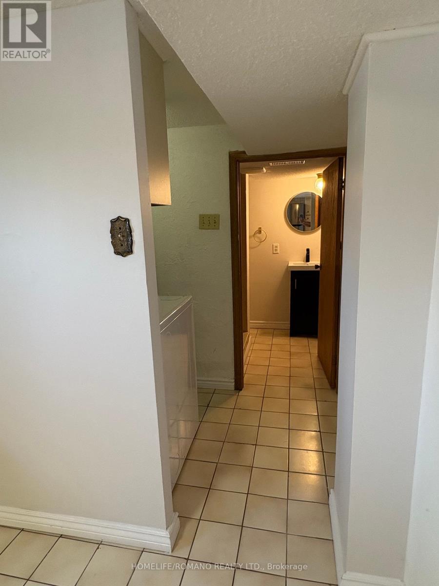Basement - 32 Plewes Road, Toronto, Ontario  M3K 1K5 - Photo 18 - W12342057