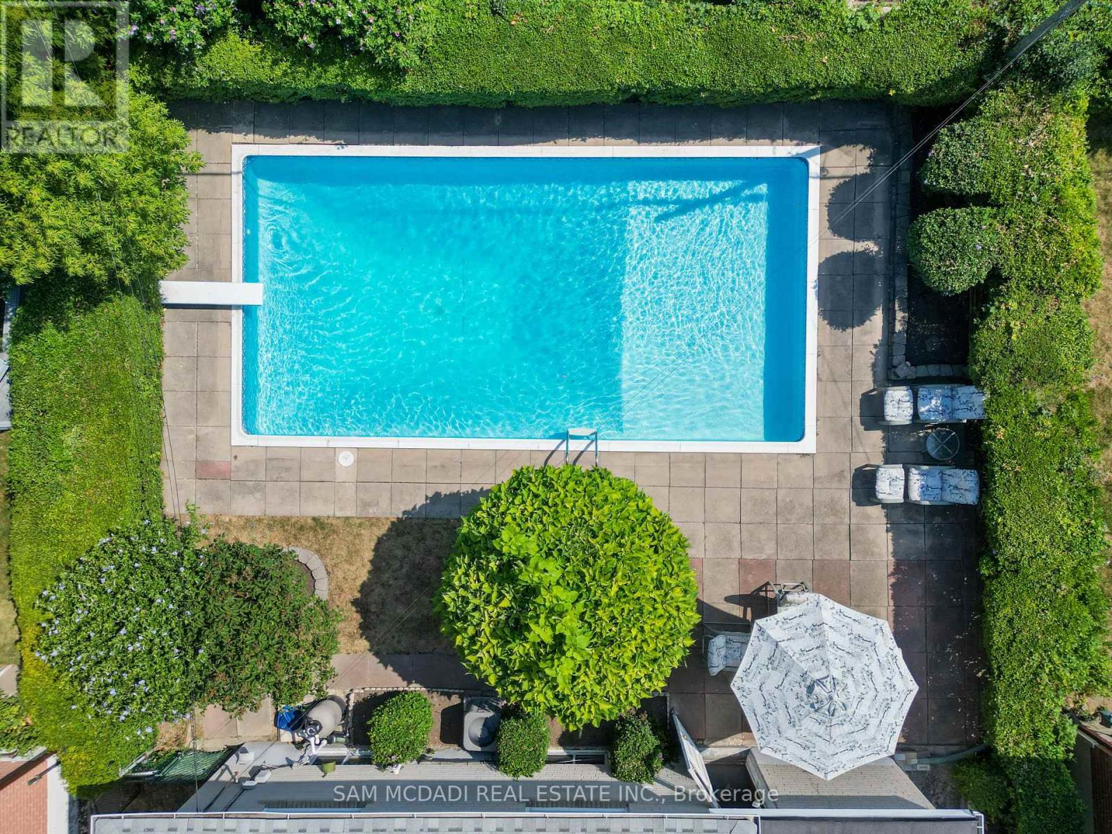70 Frost Street, Toronto (Rexdale-Kipling), Ontario  M9W 1Y8 - Photo 4 - W12342090