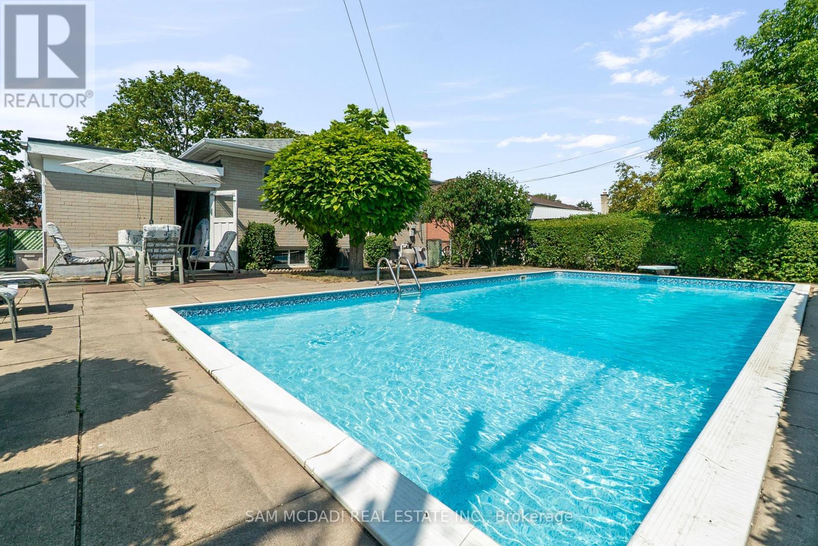 70 Frost Street, Toronto (Rexdale-Kipling), Ontario  M9W 1Y8 - Photo 5 - W12342090