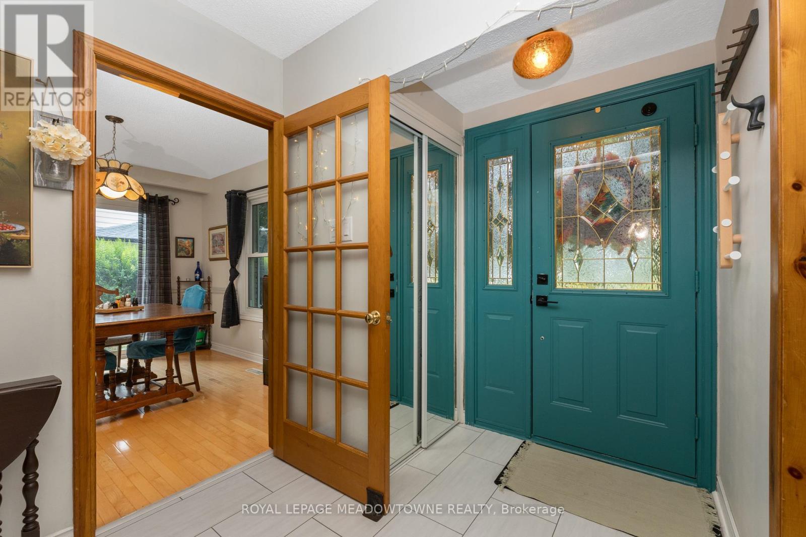 Property at 266 MCDONALD BOULEVARD image 4