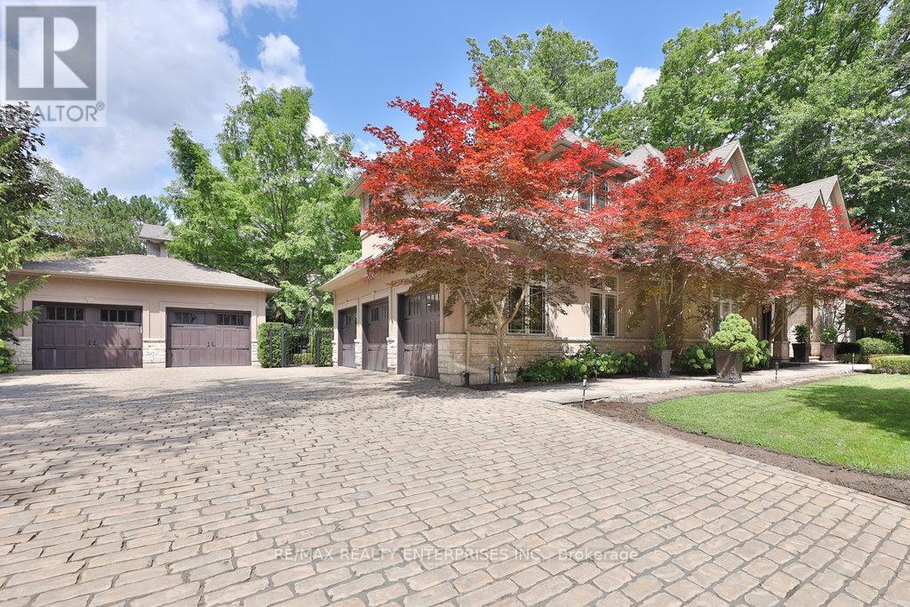 5047 LAKESHORE ROAD, Burlington, Ontario