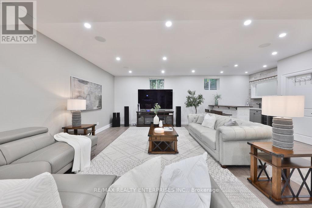 5047 Lakeshore Road, Burlington (Appleby), Ontario  L7L 1B7 - Photo 33 - W12342147