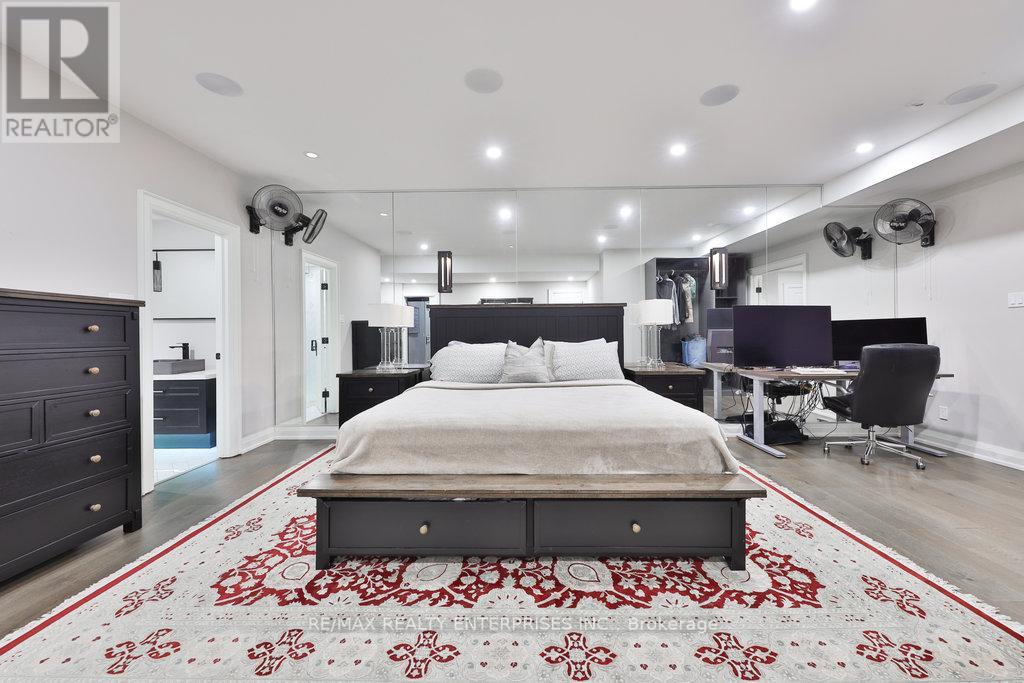 5047 Lakeshore Road, Burlington (Appleby), Ontario  L7L 1B7 - Photo 40 - W12342147