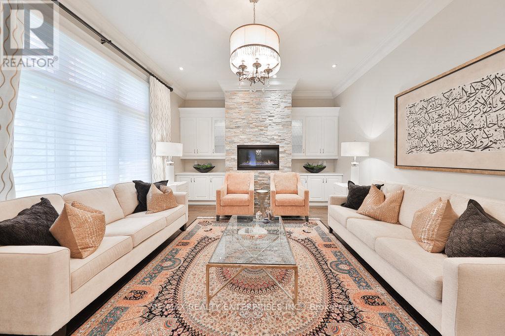 5047 Lakeshore Road, Burlington (Appleby), Ontario  L7L 1B7 - Photo 8 - W12342147