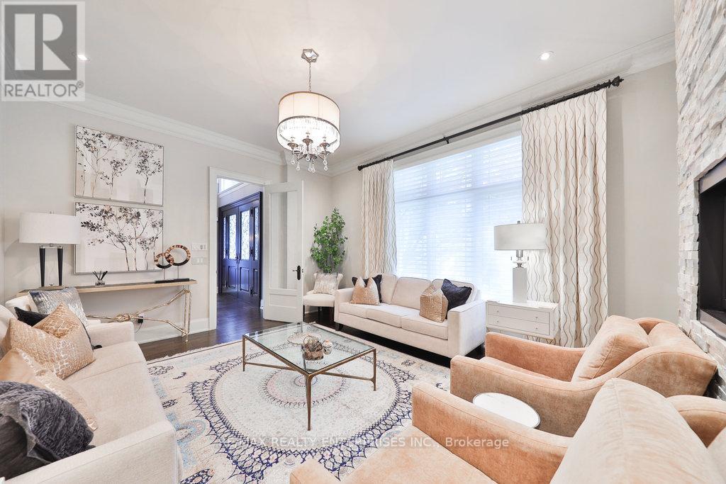 5047 Lakeshore Road, Burlington (Appleby), Ontario  L7L 1B7 - Photo 9 - W12342147