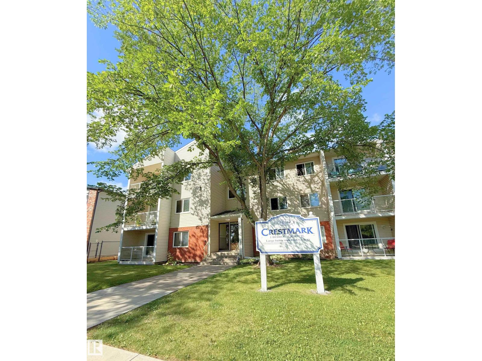#303 10842 107 St Nw, Edmonton, Alberta  T5H 2Z3 - Photo 1 - E4452504