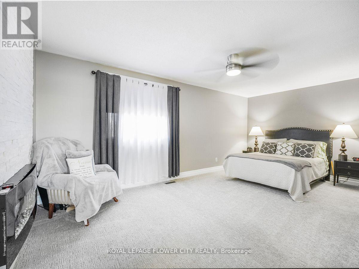20 Driftwood Place, Hamilton (Stoney Creek), Ontario  L8J 2N7 - Photo 15 - X12342077