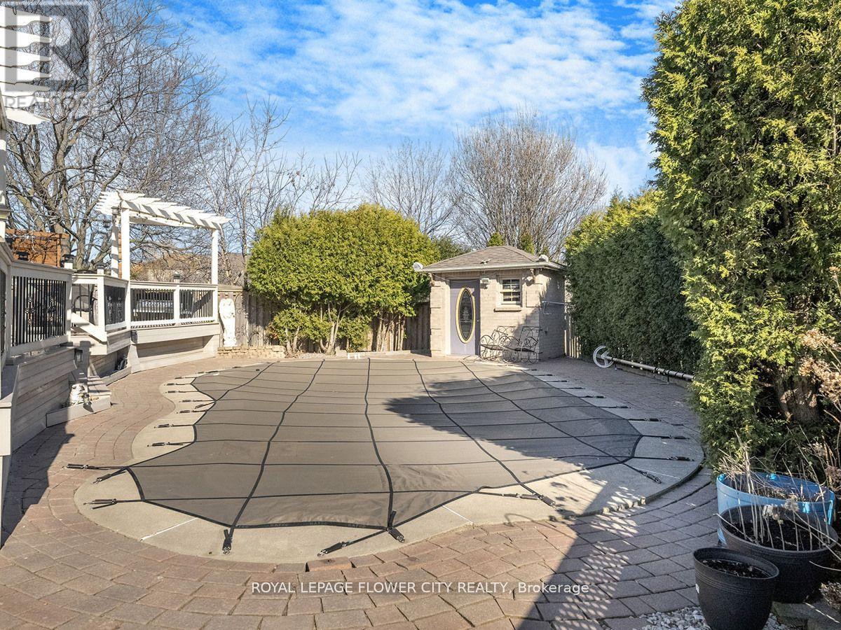 20 Driftwood Place, Hamilton (Stoney Creek), Ontario  L8J 2N7 - Photo 48 - X12342077