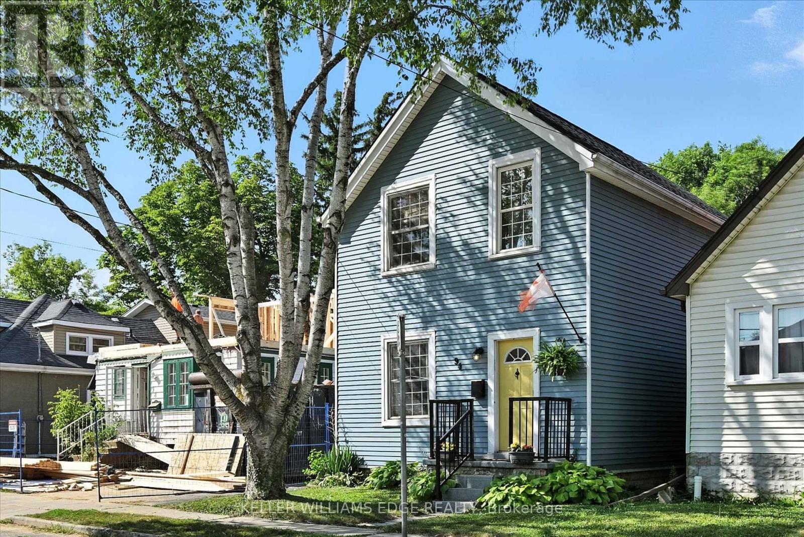 Property at 94 ROYAL AVENUE image 2