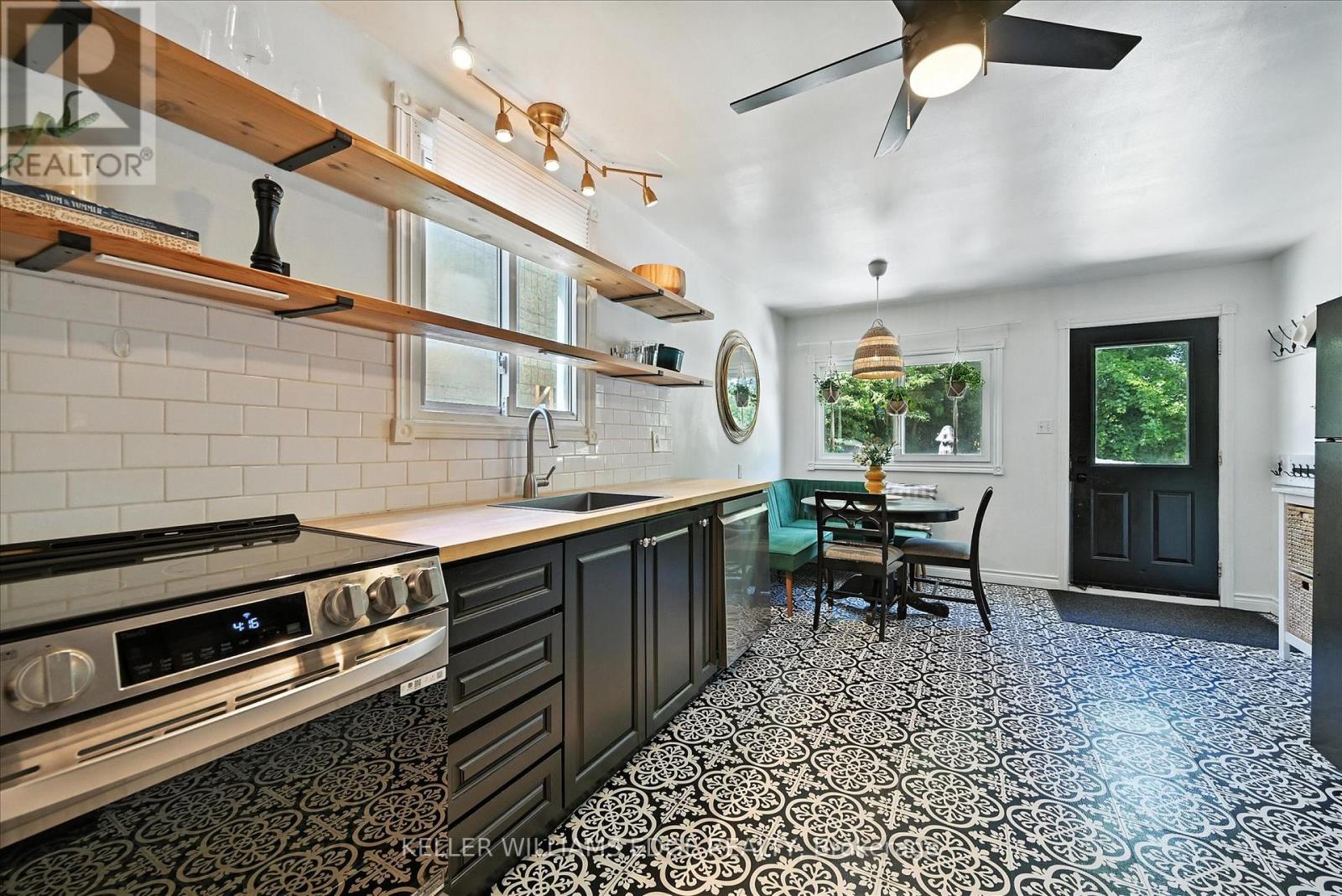 Property at 94 ROYAL AVENUE image 3