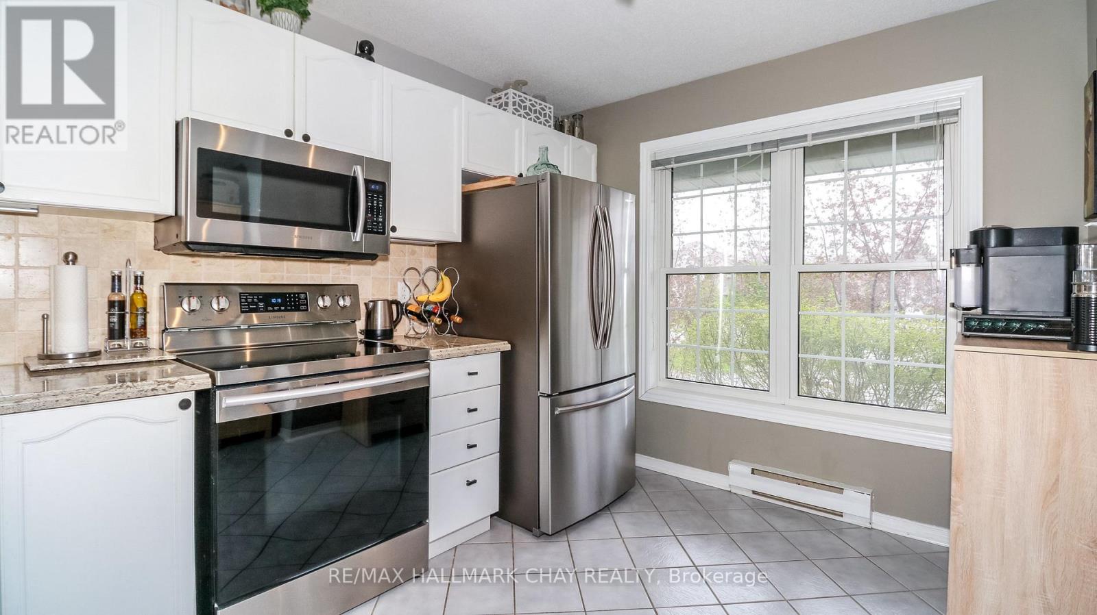 126 - 150 Victoria Street S, Blue Mountains, Ontario  N4L 2P0 - Photo 4 - X12342124