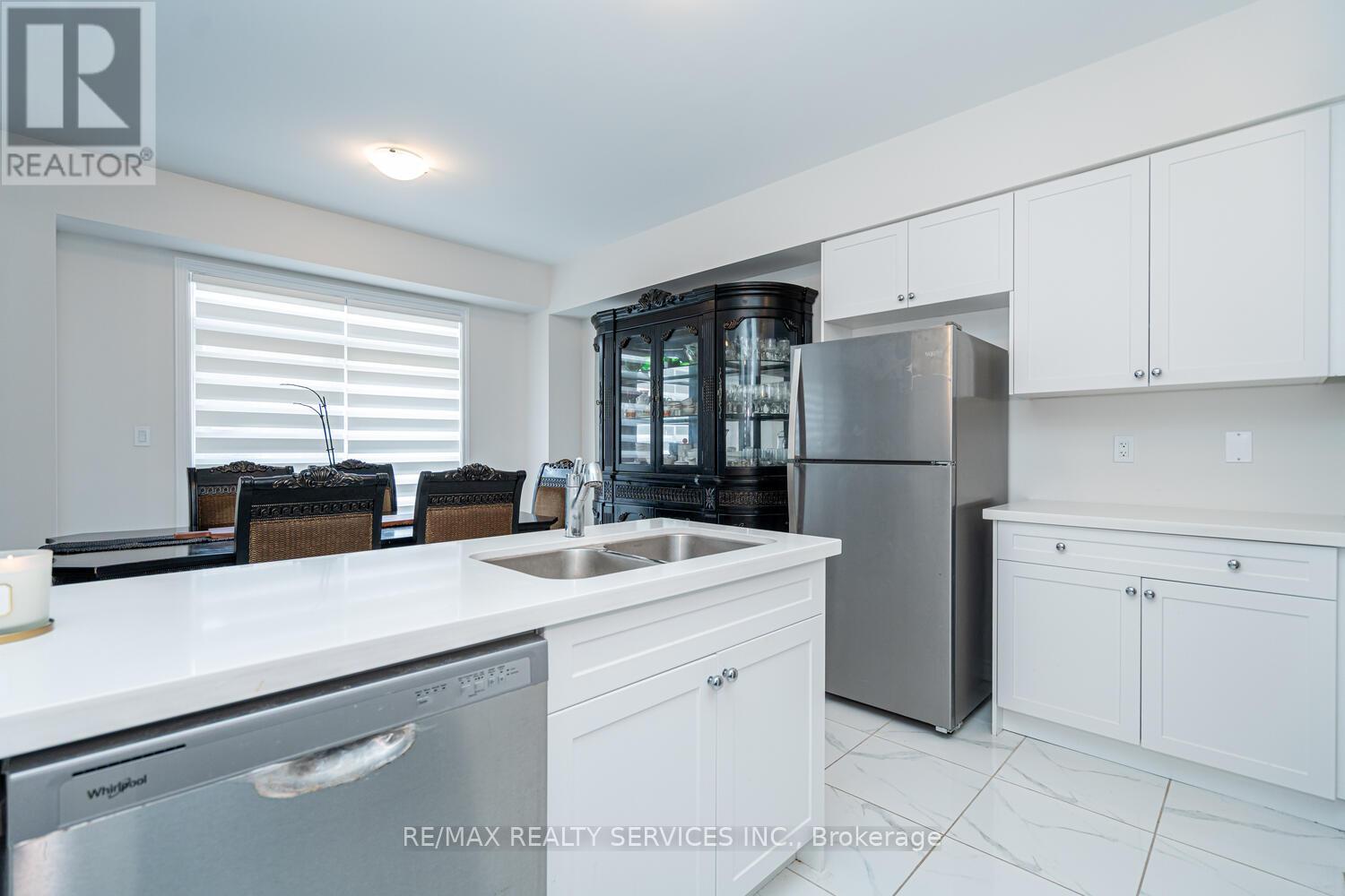 2 Blaney Street, Brant (Paris), Ontario  N0E 1N0 - Photo 16 - X12342143