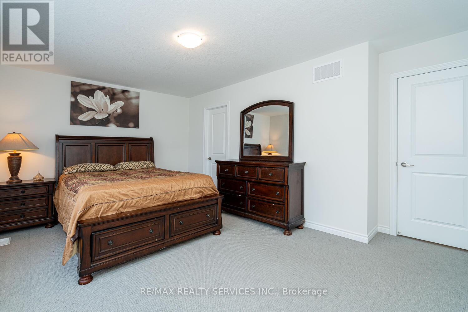 2 Blaney Street, Brant (Paris), Ontario  N0E 1N0 - Photo 20 - X12342143