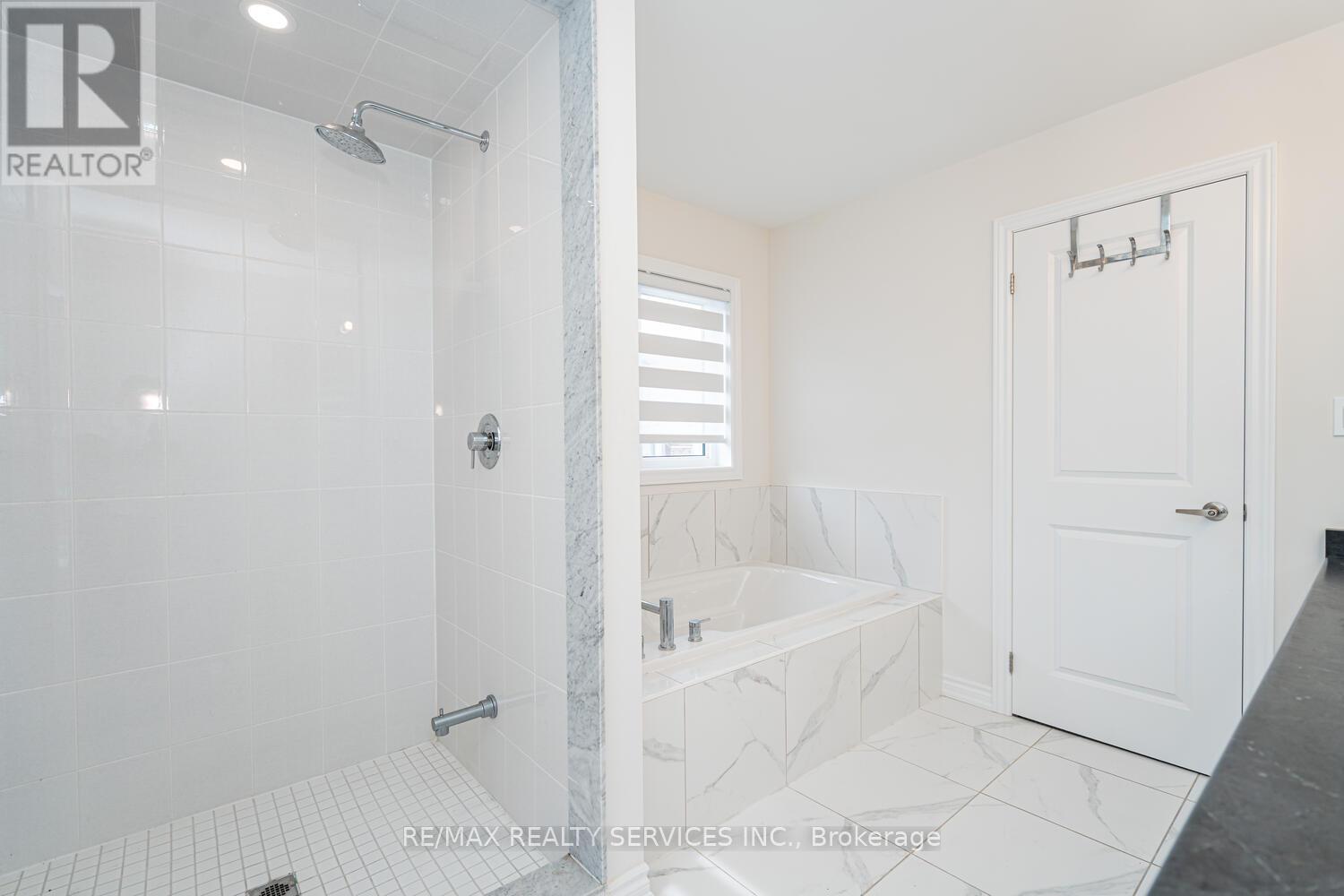 2 Blaney Street, Brant (Paris), Ontario  N0E 1N0 - Photo 21 - X12342143