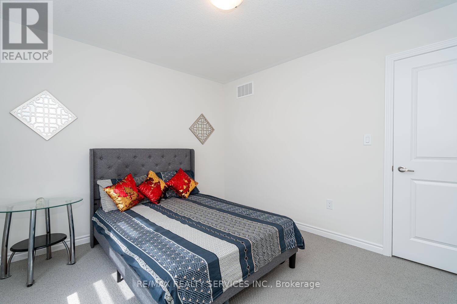2 Blaney Street, Brant (Paris), Ontario  N0E 1N0 - Photo 25 - X12342143
