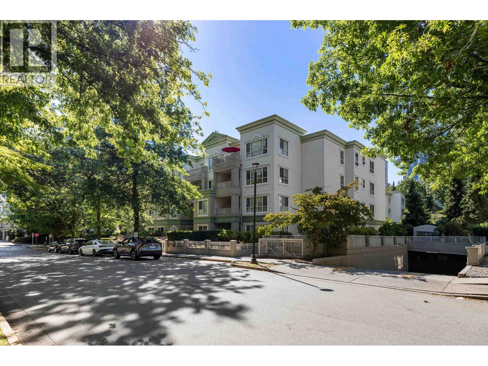 206 2990 Princess Crescent, Coquitlam, British Columbia  V3B 7R3 - Photo 4 - R3036560