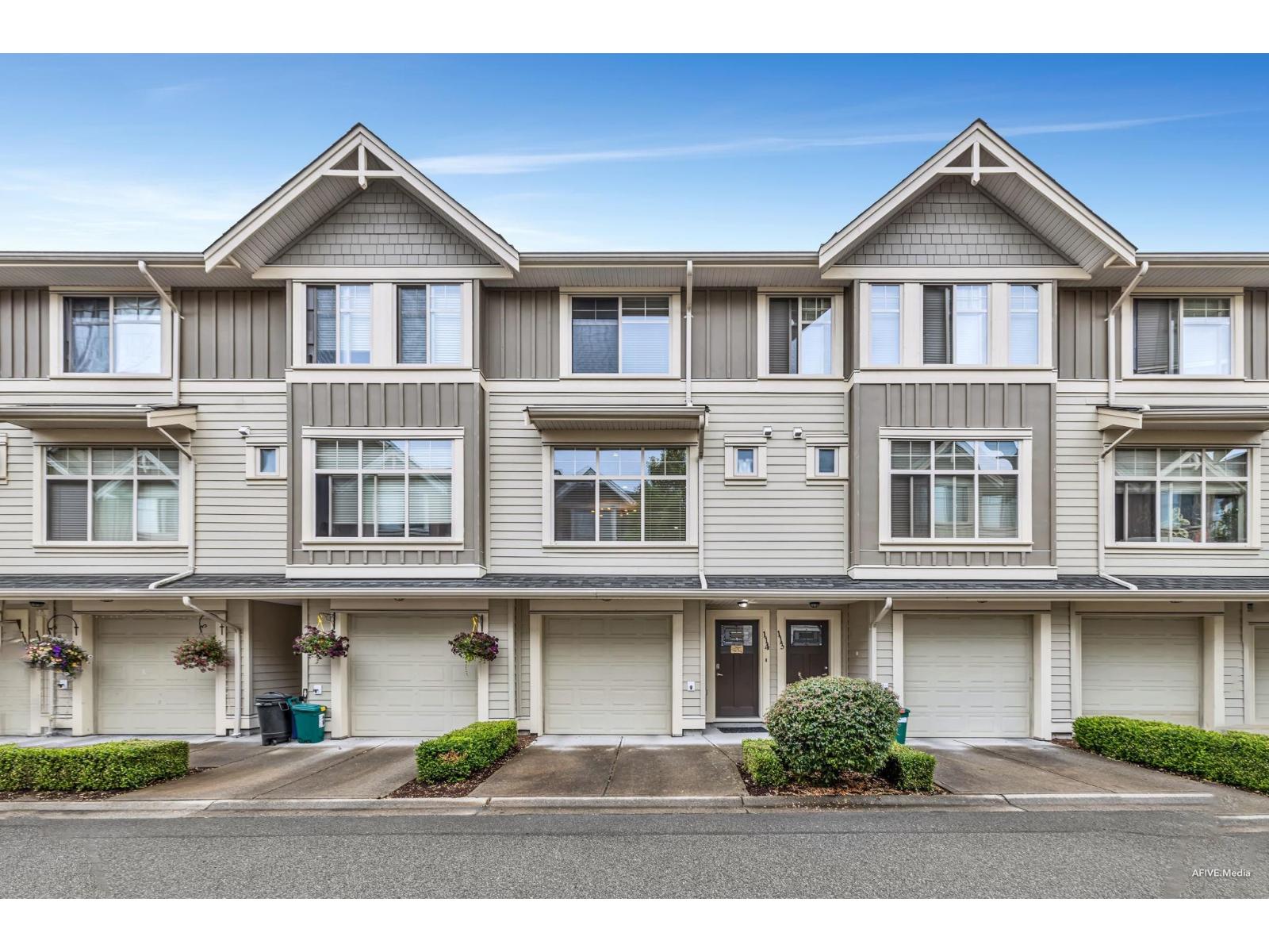 Property at 114 19525 73 AVENUE image 1